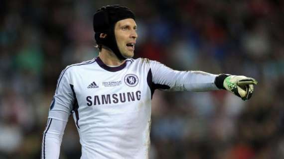 Mourinho: "Cech puede jugar en cualquier partido"
