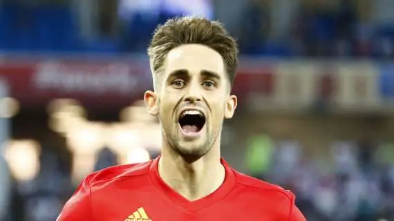 Sevilla FC, Januzaj negocia con el Istanbul Basaksehir