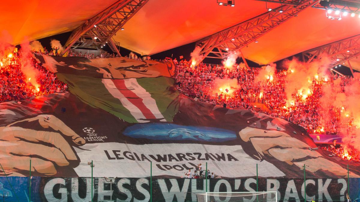 Legia Varsovia, a estudio un posible regreso de Marcel Krajewski