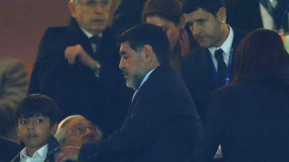 Maradona: "Argentina no puede jugar tan mal como lo está haciendo"