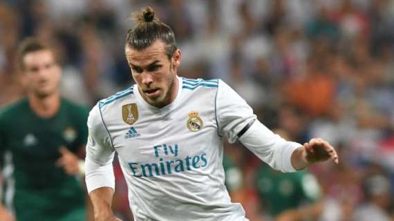 As: "Bale vuelve a romperse"