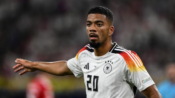 RB Leipzig, operado Benjamin Henrichs