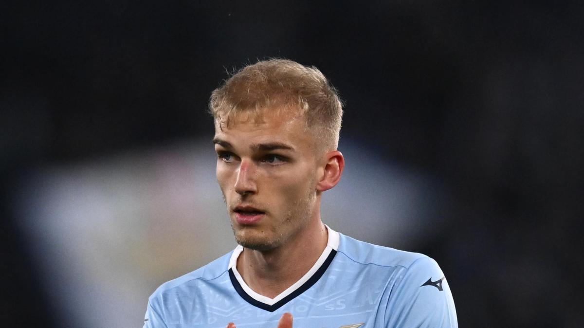 Isaksen se declara a la Lazio: "Estoy muy feliz, este es el equipo de mi vida"