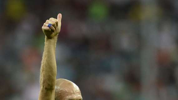 El Bayern tira de Robben y sufre en su estreno