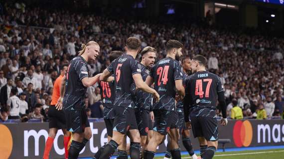 Manchester City, multa de 2,5 millones por retrasar la entrada en el campo