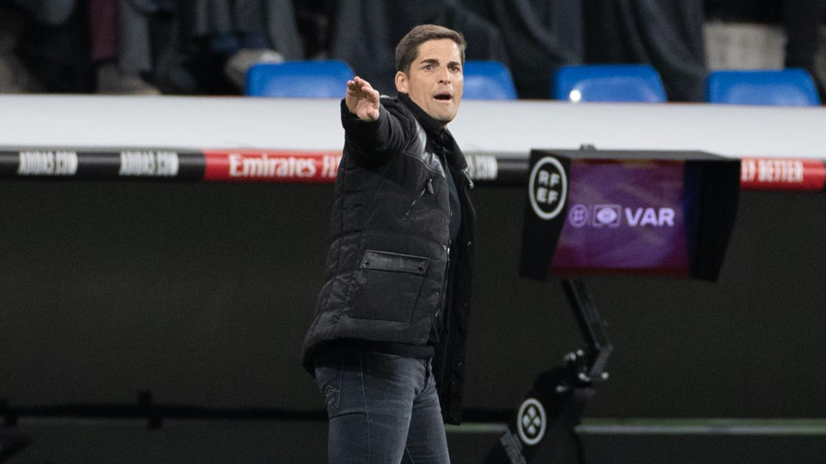 Moreno, ex técnico de Fàbregas en el AS Mónaco: "Su Como está haciendo evolucionar a toda la Serie A"