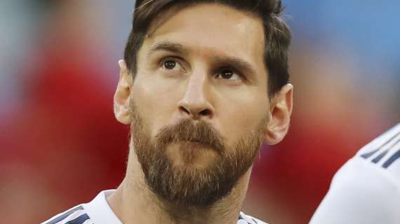 Santi Giménez: "Messi defiende que la cláusula se puede activar porque las fechas de la temporada han sido atípicas"
