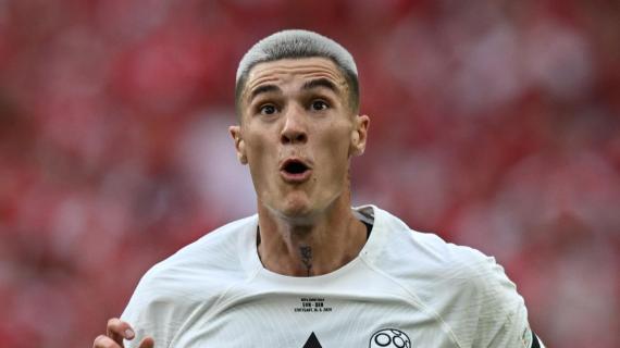 OFICIAL: Manchester United, firma Benjamin Sesko
