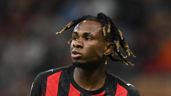 OFICIAL: Milan, Samu Chukwueze cedido al Fulham