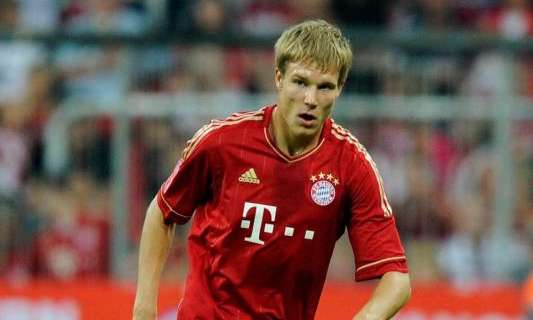 Bayern, Badstuber renovó antes de salir cedido al Schalke 04