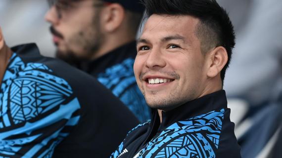 PSV, Hirving Lozano sufre una lesión muscular