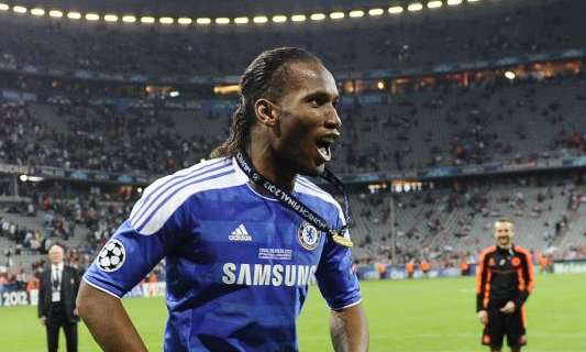 Chelsea, Drogba seguirá jugando la próxima temporada