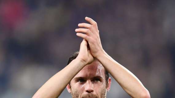 Arsenal, persiste el interés en Juan Mata