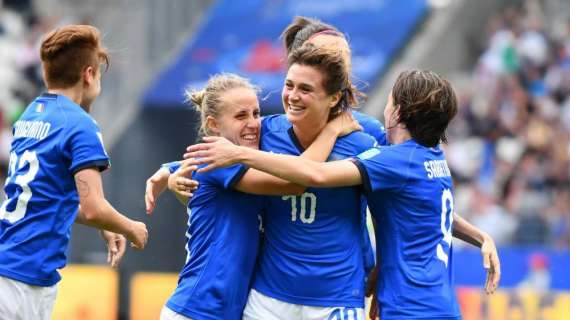 Mundial Femenino, Italia arrasa ante Jamaica