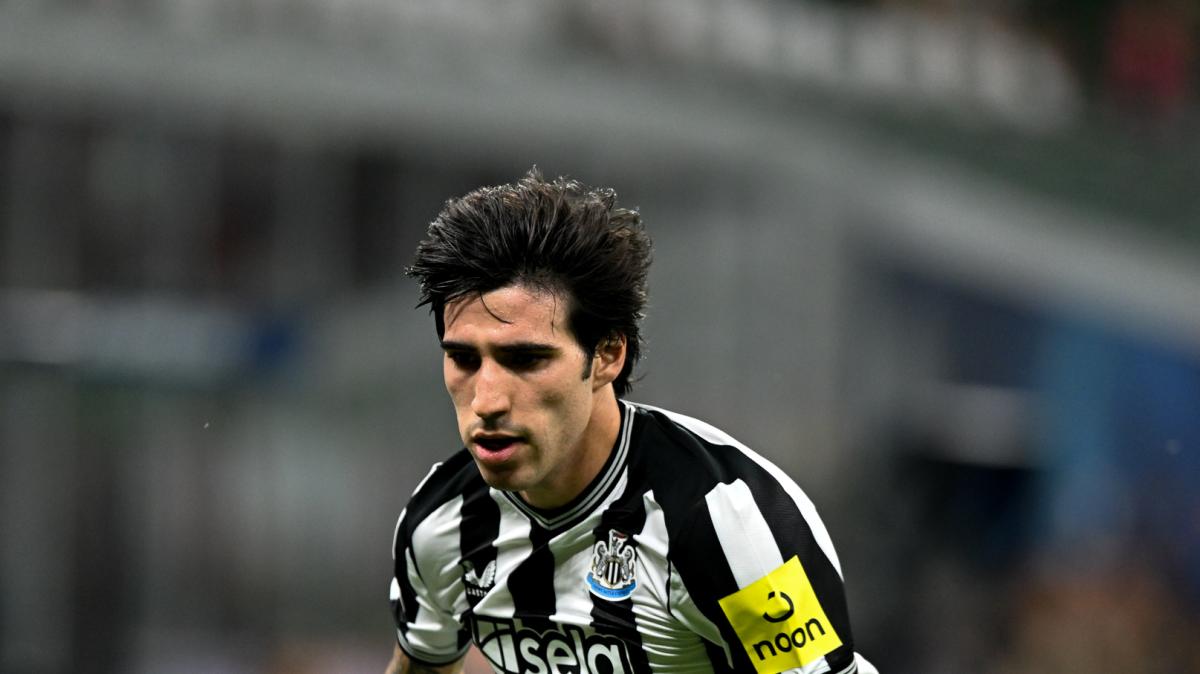 Newcastle-Fulham, alineaciones oficiales: Tonali, suplente; Thiaw, en el eje de la zaga