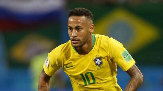 Brasil, Neymar llegó en helicóptero a la concentración de la Selección