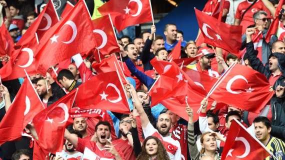 Turquía, la UEFA abre una investigación por los saludos militares