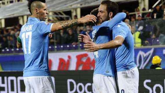 Italia, Higuaín firma la tercera victoria consecutiva del Nápoles, nuevo tercer clasificado