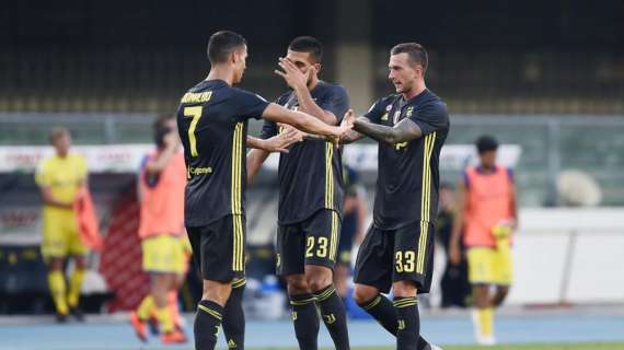 La Juventus vence in extremis en Verona (2-3)