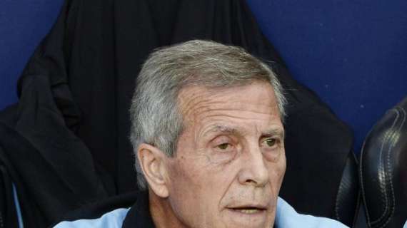 Tábarez: "Lo que ha devuelto Luis Suárez a Uruguay ha sido inmenso"