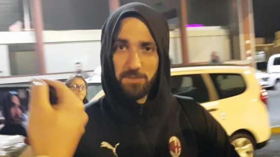 Milan, Higuain no convocado ante el Genoa. Su adiós, descontado