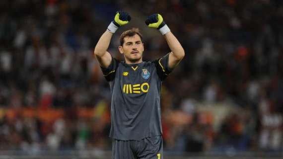Jugones: Casillas rechaza ir con España por ser suplente
