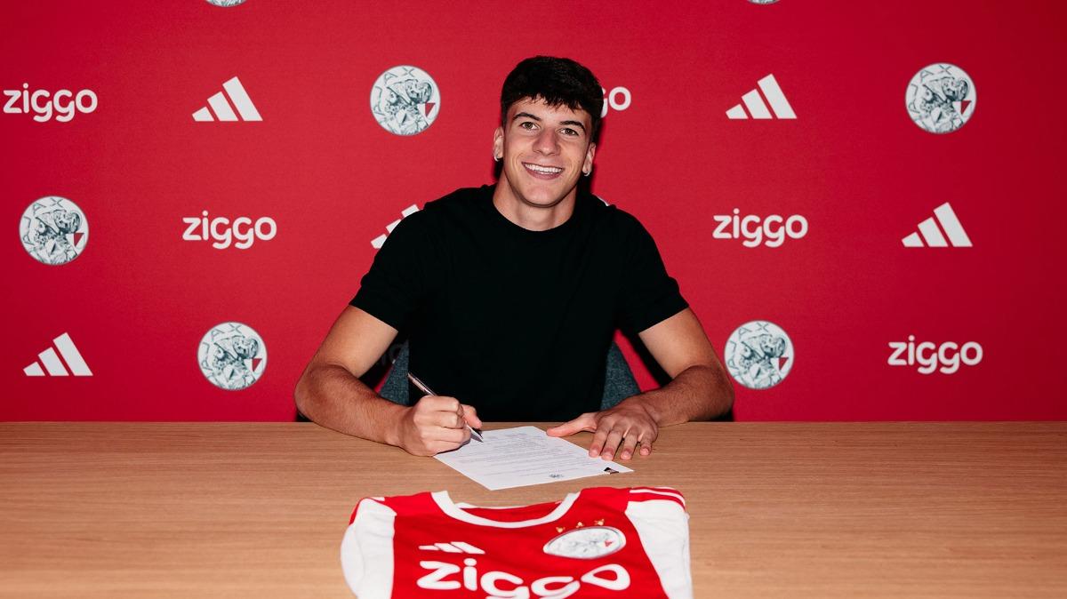 Jofre Torrents firma por el Ajax procedente del FC Barcelona
