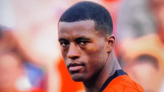 PSG, Wijnaldum en el punto de mira del PSV