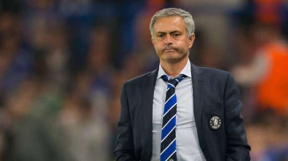 Mourinho explota contra la hinchada del Chelsea: "Parece que jugamos en un campo vacío"