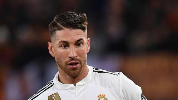 Ramos convierte de penalti el primer gol del Madrid (1-0)
