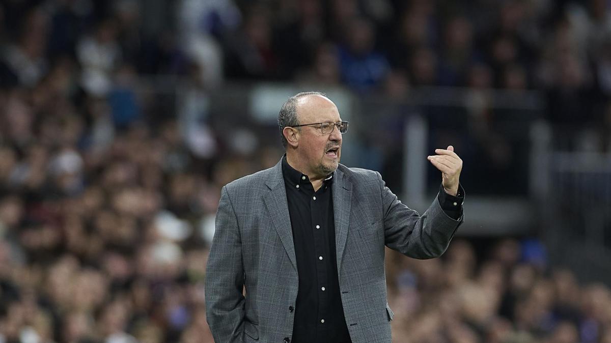 Panathinaikos, Benítez podría llegar a cobrar 4 millones de euros