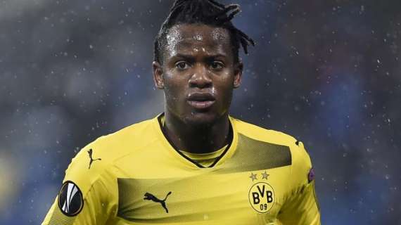 Borussia Dortmund, Batshuayi baja hasta el final de la temporada