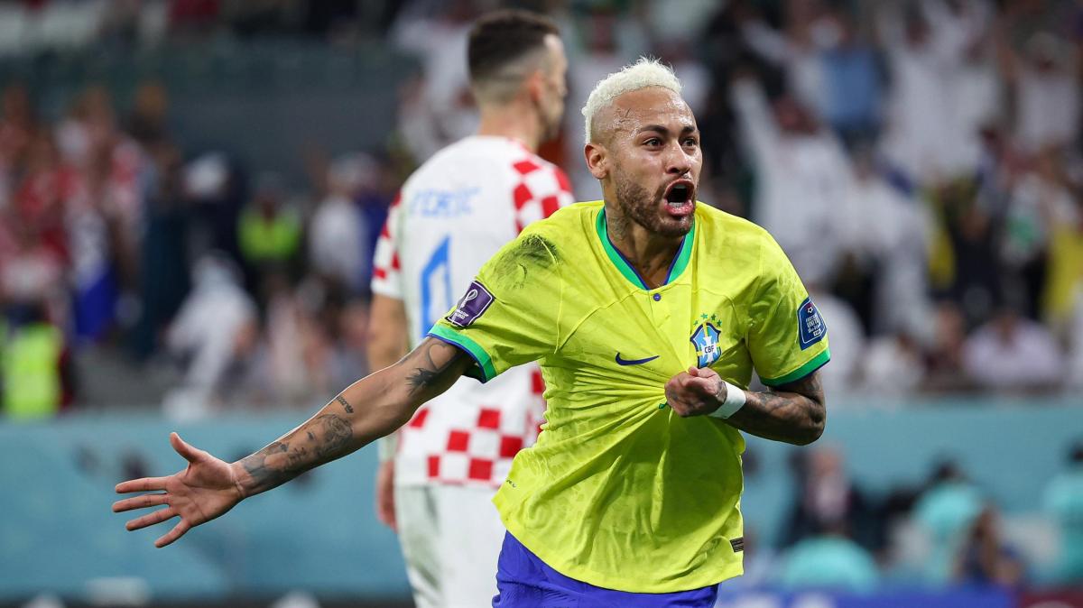 Neymar da que hablar. La leyenda Emerson Leão: "No cuida su físico"