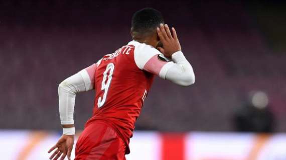 Lacazette vuelve a convertir para el Arsenal (2-1)
