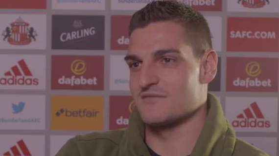 OFICIAL: Reading, firma Mannone