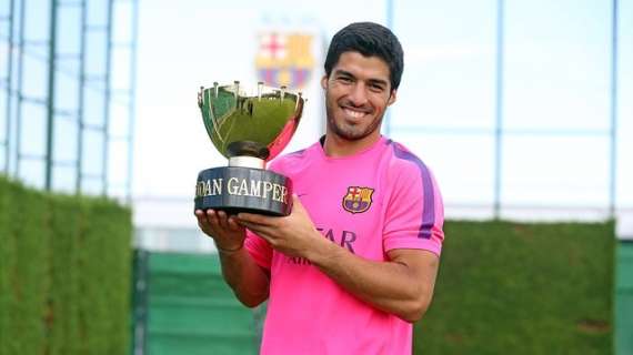 El FC Barcelona se resiste a enterrar su trofeo Gamper