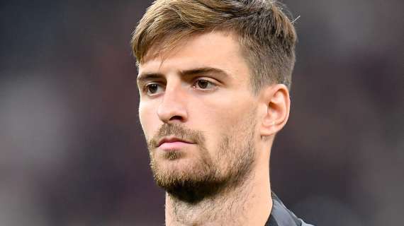 TMW - Tinti, agente de Gabbia: "Está bien en el Villarreal, si lo quiere el Milan, lo valoraremos"
