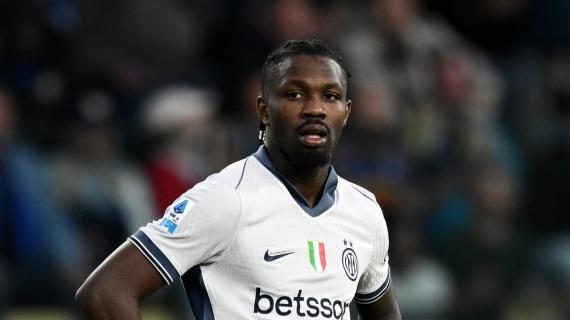 Thuram adelanta al Inter en Montjuïc (0-1)