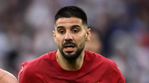 Al-Hilal, Mitrovic rescinde para jugar en el fútbol de Catar
