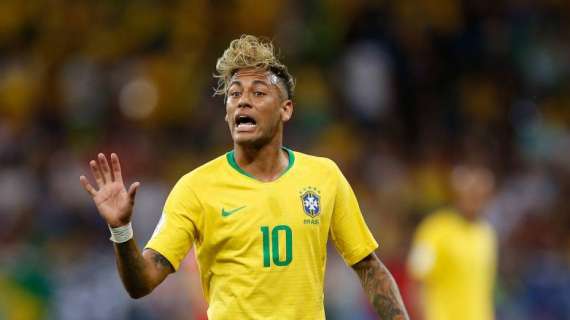 Brasil, Neymar no entrenó con el grupo
