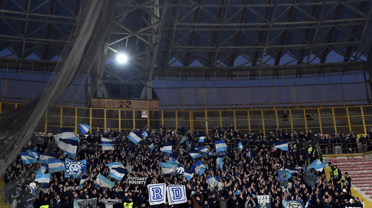 OFICIAL: FC Zürich, destituido Van der Gaag