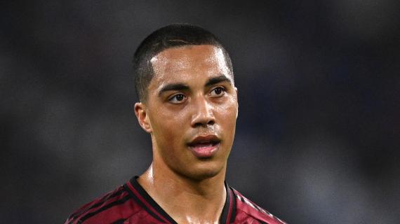 Premier League, Tielemans mantiene al Aston Villa en la pelea por la Champions
