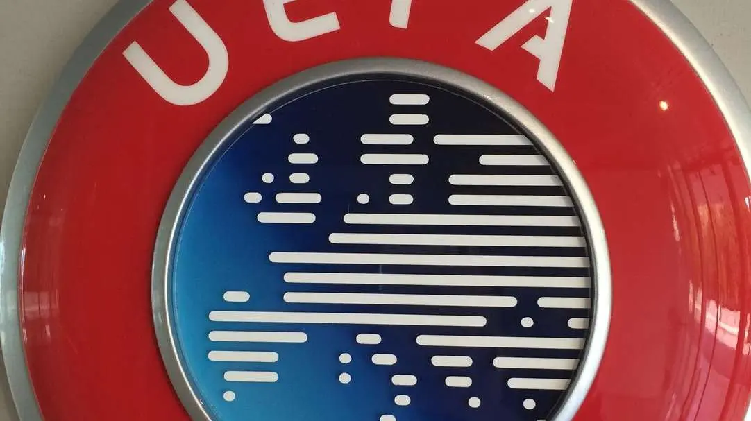 UEFA, aprobada la disputa de Villarreal - Barça y Milan - Como en el exterior