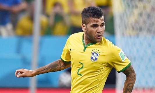 Brasil, Daniel Alves: "No debemos cambiar el equipo"