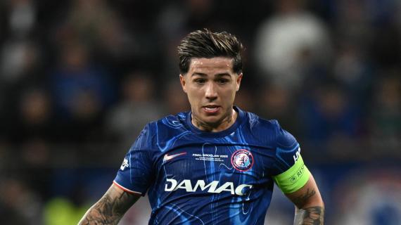 Enzo Fernández empata para el Chelsea (1-1)