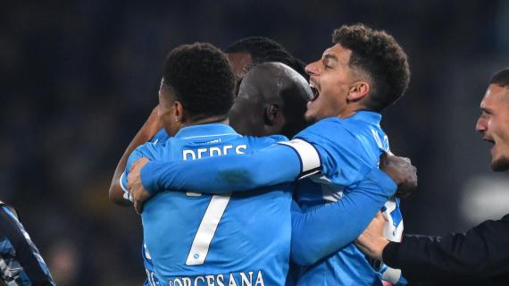 Italia, el Napoli remonta frente a la Juventus (2-1)