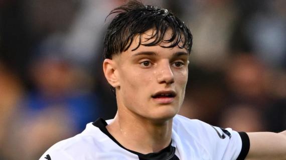 Liverpool, Slot confirma que Leoni será baja durante cerca de un año