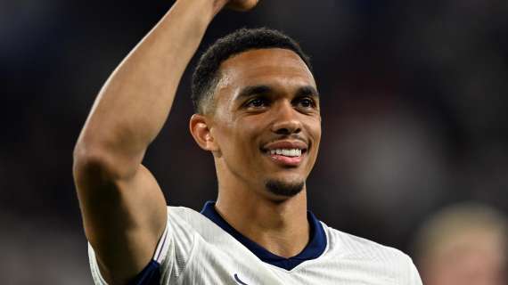 Liverpool, avances para la renovación de Alexander-Arnold