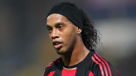 Querétaro, Vucetich: "Si Ronaldinho no tiene una buena actitud, no lo tendré en cuenta"