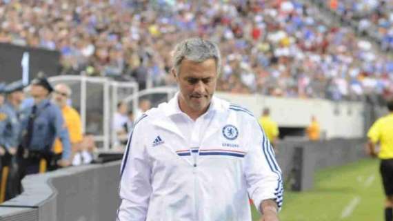 Chelsea, Mourinho exige para renovar más recursos en el mercado